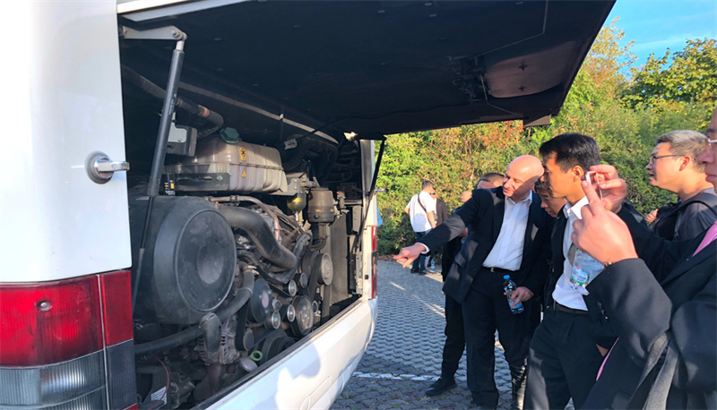 Der Hersteller von Shengkundao Heavy Truck Engine begrüßt den Besuch der internationalen Kunden. Wie können fortschrittliche Technologien verwendet werden, um die Haltbarkeit und die effiziente Leistung des schweren LKW -Stromversorgungssystems zu optimieren?